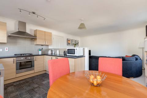 Flat 6, 16 Bughtlin Market, Edinburgh, EH12 8XP