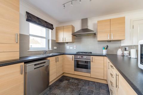 Flat 6, 16 Bughtlin Market, Edinburgh, EH12 8XP