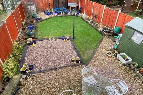 9 Daybell Close, Whetstone, Leicester, LE8 6YT