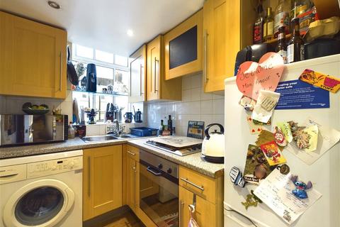 1 bedroom flat for sale - Coombe Road, Brighton, BN2 4EQ