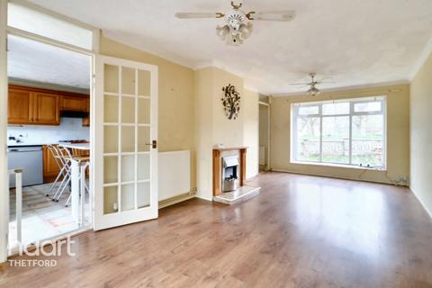 4 bedroom terraced house for sale, Anna Sewell Close, Thetford