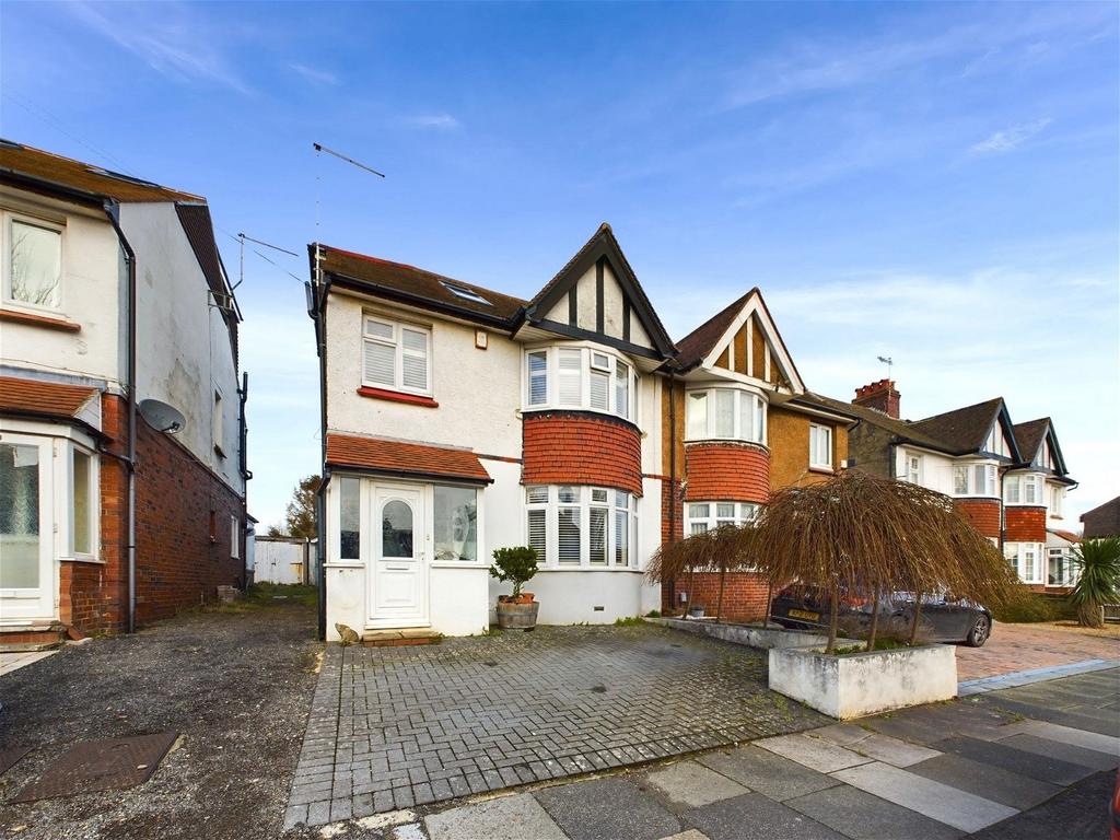 Cranmer Avenue, Hove, BN3 7JP 5 bed semidetached house for sale £725,000