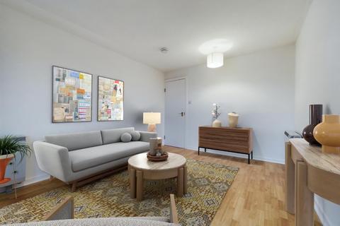 10/1 Sheriff Park, Edinburgh, EH6 6DY