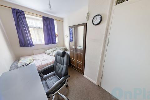 undefined, High Street South, Dunstable LU6