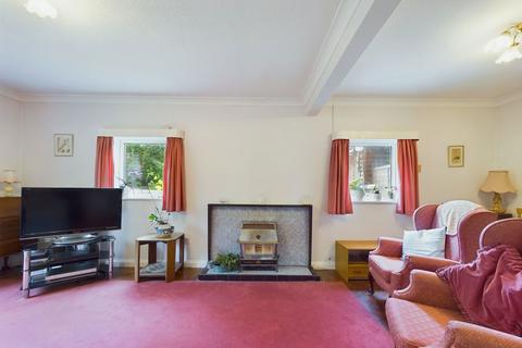 3 bedroom detached house for sale, High Street, Worthing BN14