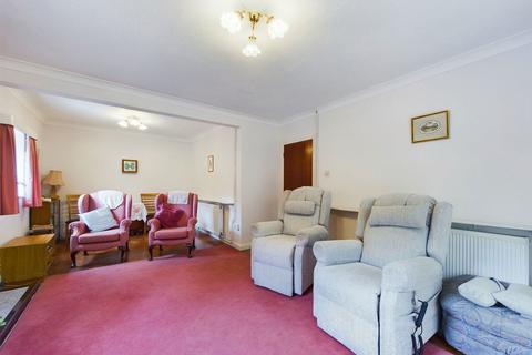 undefined, High Street, Worthing BN14