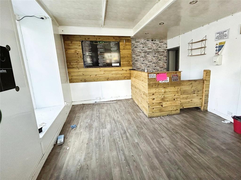 Chapel Hill, Huddersfield, HD1 Property to rent £500 pcm (£115 pw)