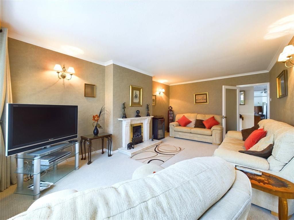 Exmoor Drive, Worthing BN13 4 bed detached bungalow £700,000