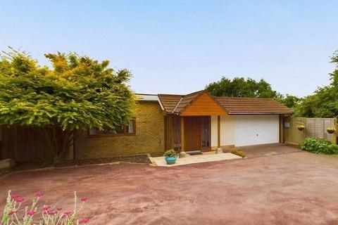4 bedroom detached bungalow for sale, Mill Lane, Worthing BN13