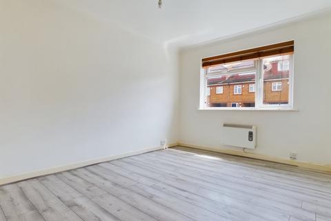 1 bedroom ground floor flat for sale - Brighton Road, Lancing BN15 8LB
