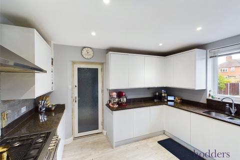 10 Caselden Close, Addlestone, KT15 1PS