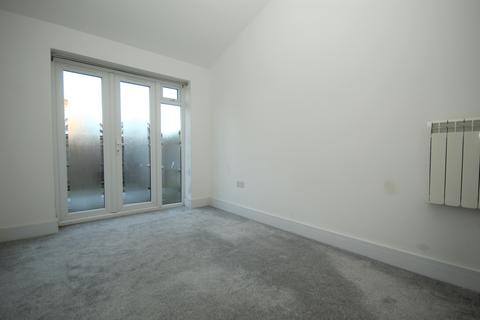 1 bedroom ground floor flat for sale, Ground Floor Flat, 38  Crabtree Lane