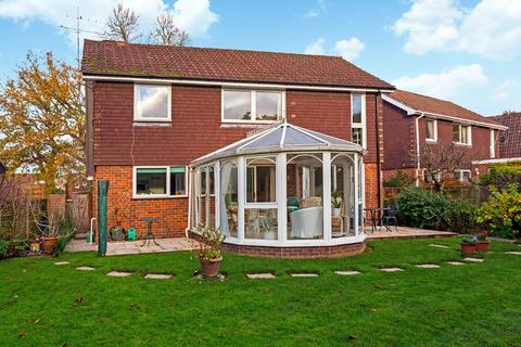 16 Ashley Park, Maidenhead, SL6 8EZ