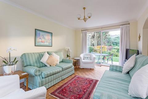 16 Ashley Park, Maidenhead, SL6 8EZ