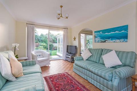 16 Ashley Park, Maidenhead, SL6 8EZ