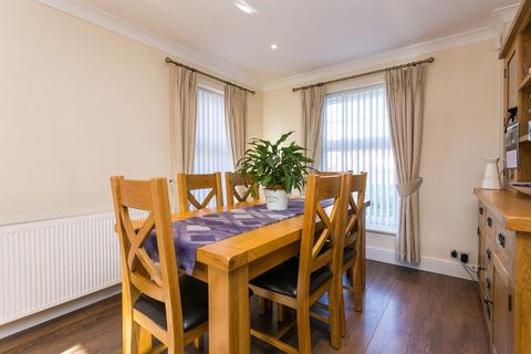 43 Cranbrook Drive, Maidenhead, SL6 6SA