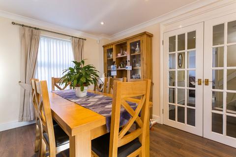 43 Cranbrook Drive, Maidenhead, SL6 6SA