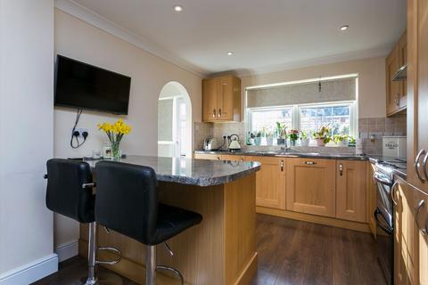 43 Cranbrook Drive, Maidenhead, SL6 6SA