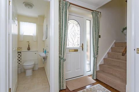 64 Cranbrook Drive, Maidenhead, SL6 6SS