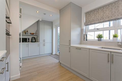 42 Cranbrook Drive, Maidenhead, SL6 6SB