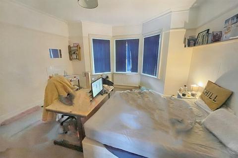 34 Wimborne Road, Bournemouth, BH3 7AD