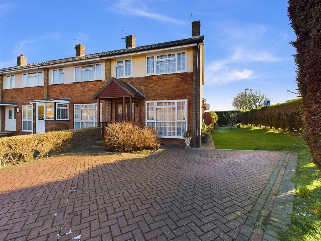 Larkfield Close, Lancing 3 bed end of terrace house for sale £375,000