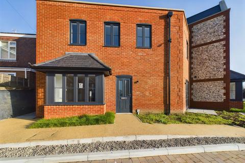 3 bedroom end of terrace house for sale, Sompting, Lancing, BN15 0FE