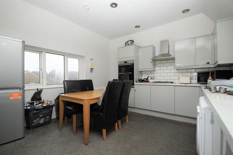 undefined, West End Way, Lancing