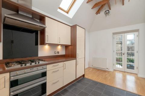 6 Cornwallis Place, Edinburgh, EH3 6NG