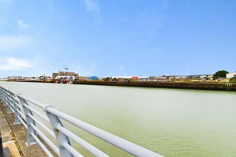 1 bedroom ground floor flat for sale, Sussex Wharf, Shoreham by Sea