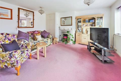 2 bedroom ground floor flat for sale, Buci Crescent, Shoreham by Sea