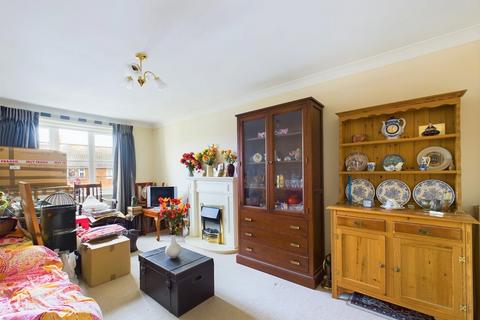 1 bedroom retirement property for sale, Highfield Court, Penfold Road, Worthing BN14 8PE