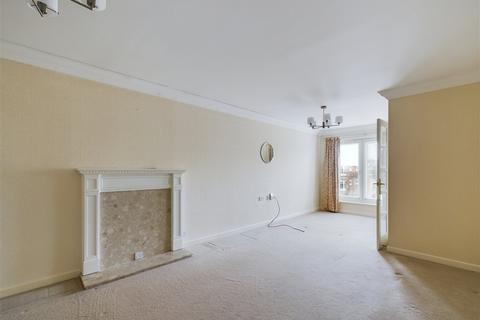 2 bedroom retirement property for sale, Pegasus Court, Shelley Road, Worthing BN11 4TH
