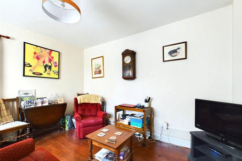 1 bedroom flat for sale, Serena Court, Shakespeare Road, Worthing BN11 4AL