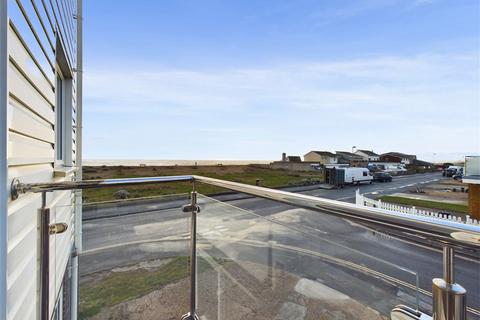 4 bedroom end of terrace house for sale, Flag Square, Shoreham by Sea