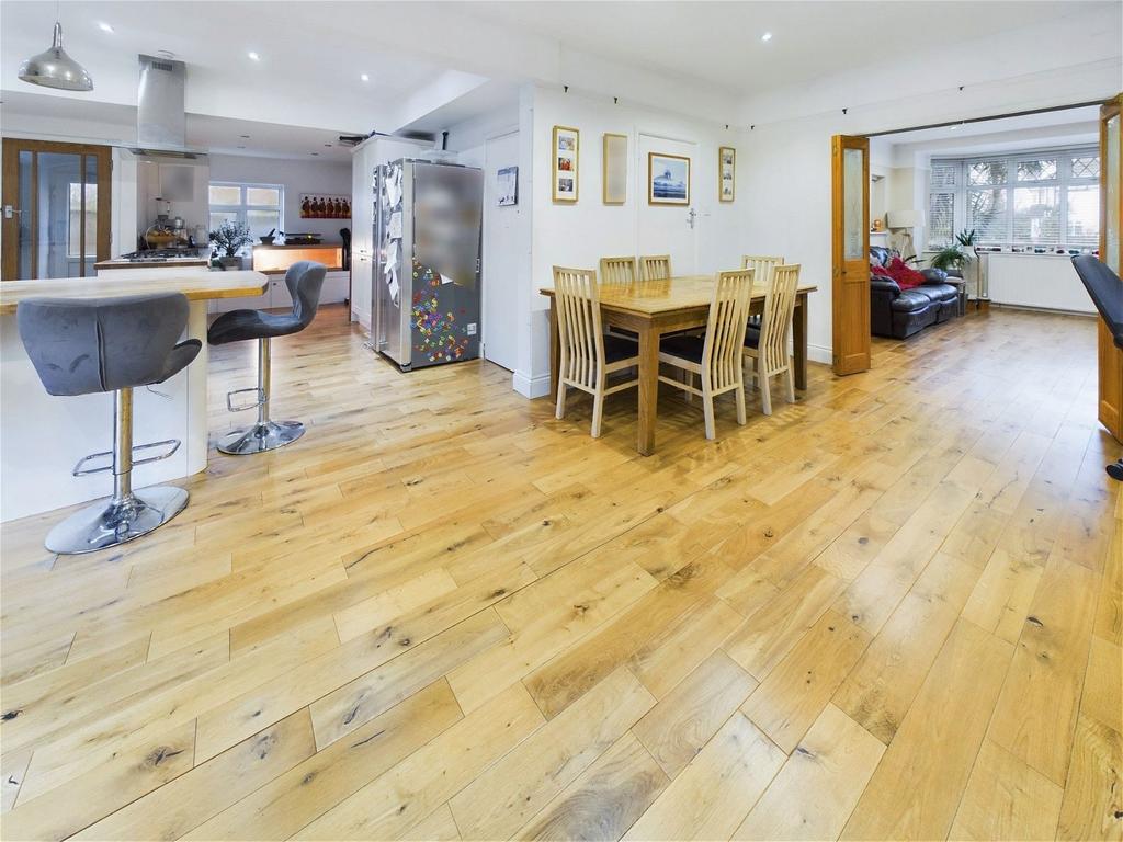The Drive, Shoreham by Sea, 4 bed detached house for sale £800,000