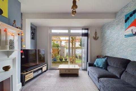 2 bedroom ground floor flat for sale, Brougham Road, East Worthing BN11 2PH
