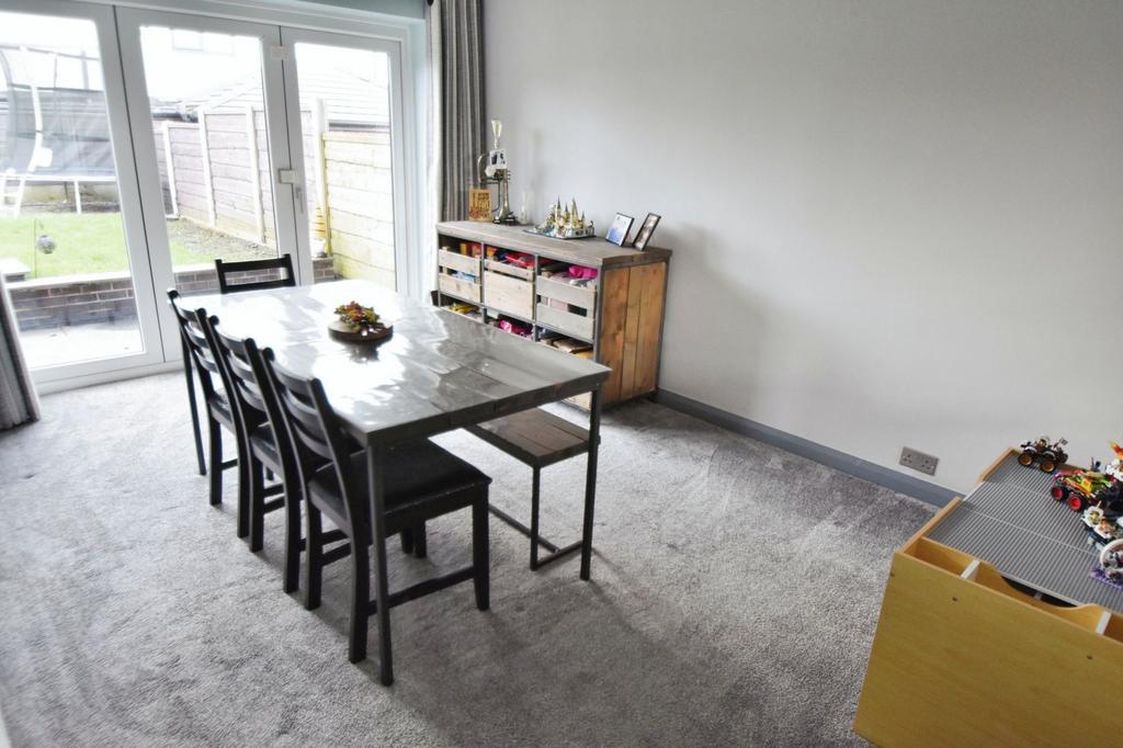 Lounge- Dining Room