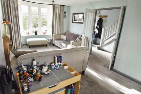 19 Allendale Drive, Bury, BL9 8EJ