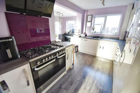 19 Allendale Drive, Bury, BL9 8EJ