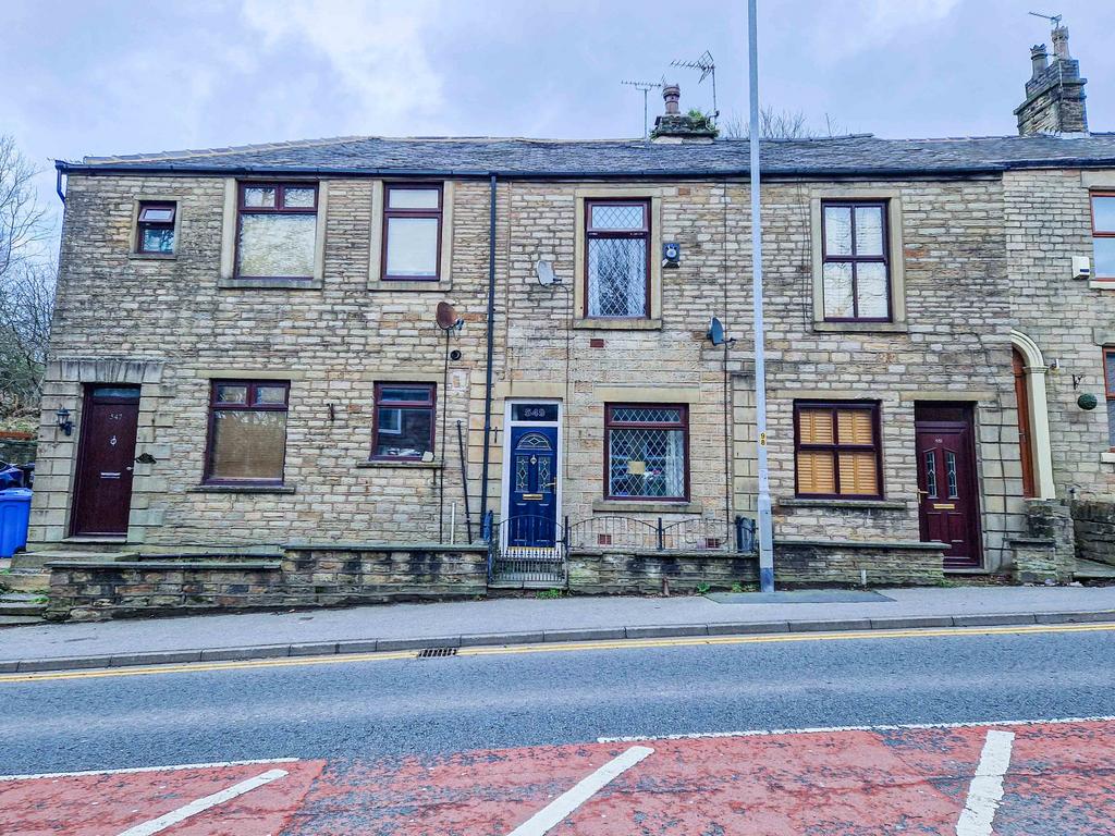 Huddersfield Road, Oldham, OL4 2 bed terraced house for sale £164,995