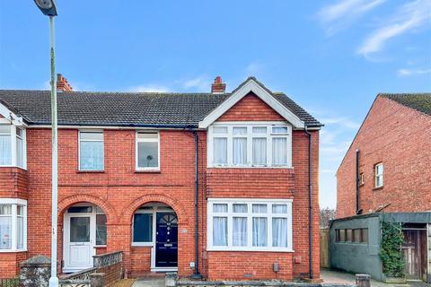 4 bedroom semi-detached house for sale, Pavilion Road, Tarring, Worthing BN14 7EE
