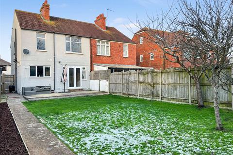 4 bedroom semi-detached house for sale, Pavilion Road, Tarring, Worthing BN14 7EE
