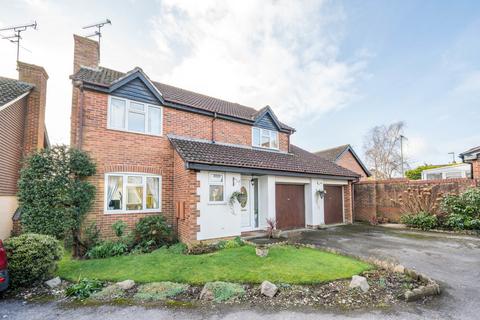 4 bedroom detached house for sale - Ouse Close, Chandler's Ford, Eastleigh, Hampshire, SO53