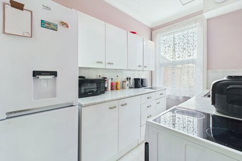 Studio for sale, Shakespeare Road, Worthing, BN11 4AT
