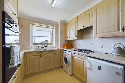 2 bedroom apartment for sale, Regis Court West Parade, Worthing, BN11