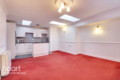 1 bedroom bungalow for sale, Cambridge Road, Southend-On-Sea