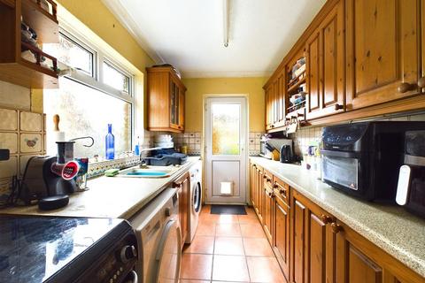 3 bedroom semi-detached house for sale, Nutley Crescent, Goring-by-Sea, Worthing, BN12