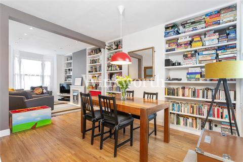 127 Roslyn Road, London, N15 5JB