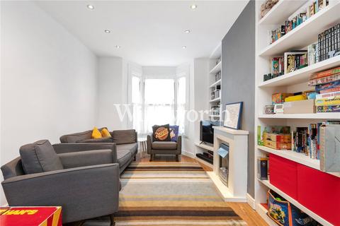 127 Roslyn Road, London, N15 5JB
